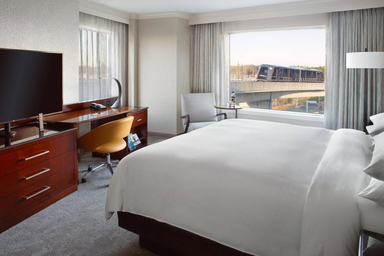 Готель Atlanta Airport Marriott Gateway College Park Екстер'єр фото